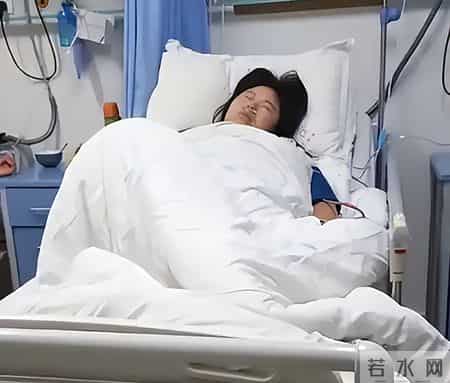 堂姐一家移民美国，回国探亲时想炫富，刚下飞机感叹：这是中国？