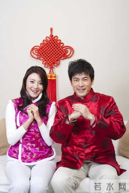 除夕夜别再发“新年快乐”了！这几句高级文案，发出去直接赢麻了