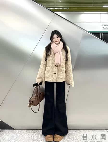 小黑裤今冬又火了!解锁显瘦百搭的万能密码